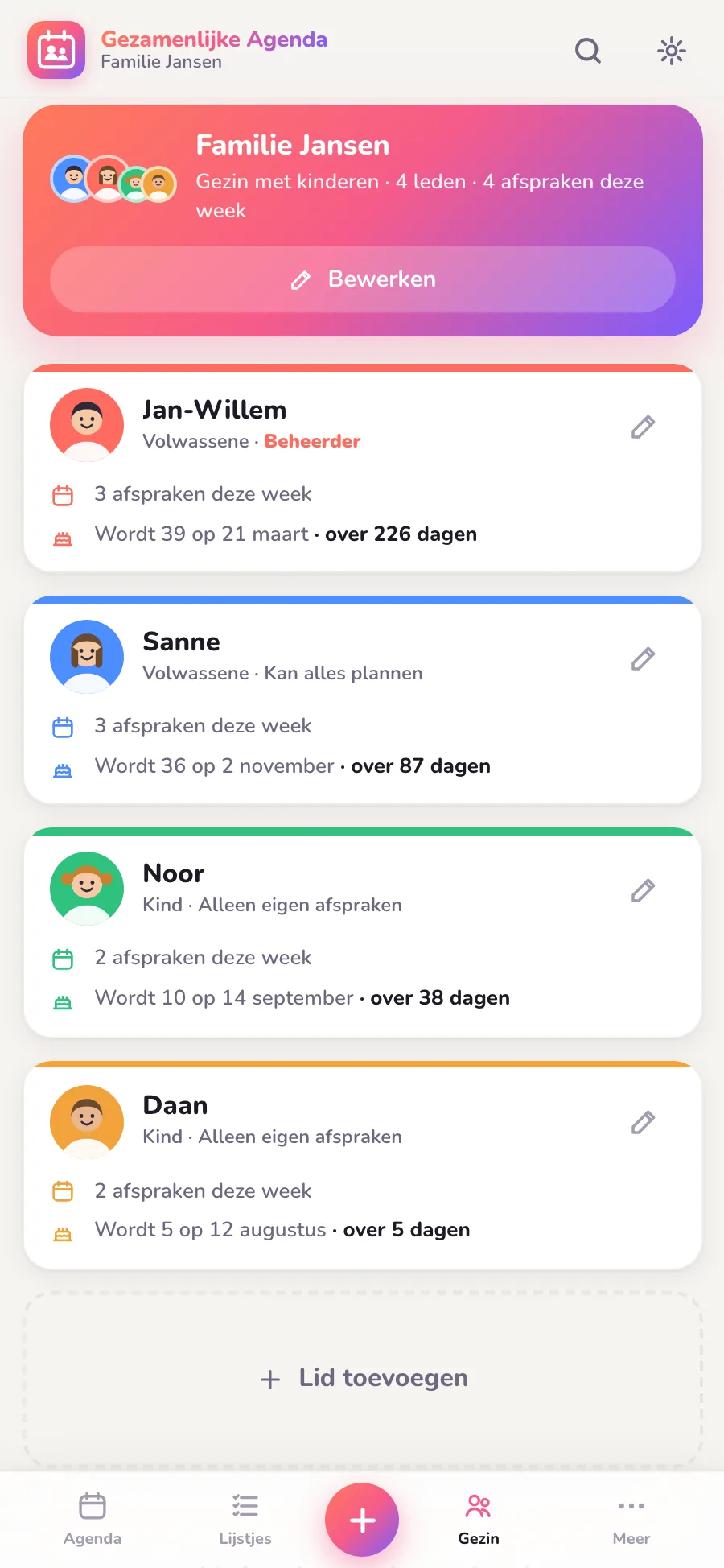 Het Gezin-tabblad met avatars, kleuren en de eerstvolgende verjaardagen van het gezin